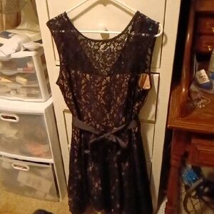 Elegant Black Lace Dress